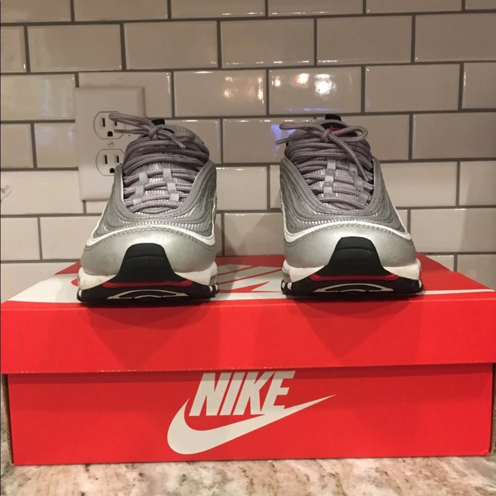 Woman’s air max 97’s